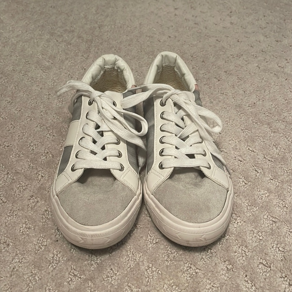 Vintage Havana Tie Dye Sneakers size 6